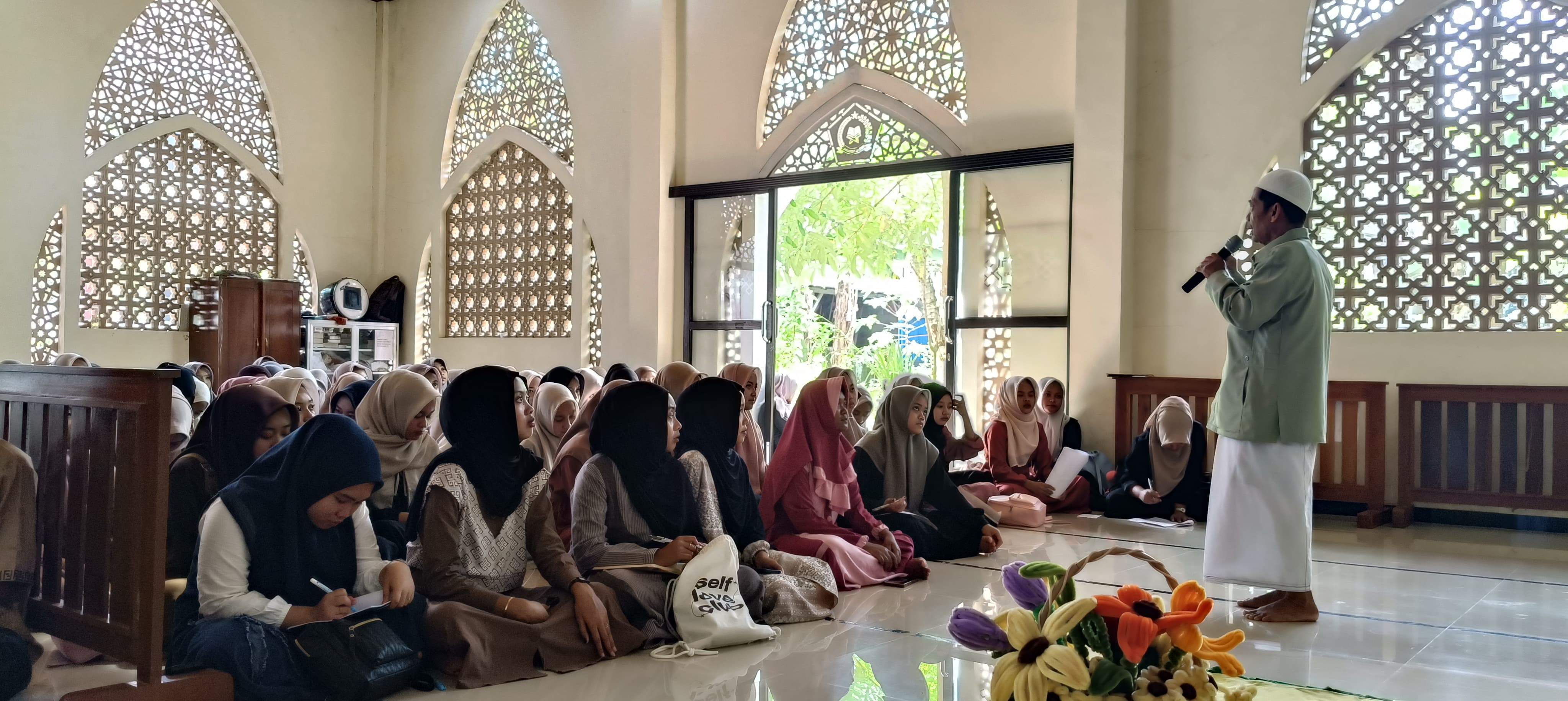 Hari Pertama Pesantren Ramadhan MAN 2 Trenggalek berkolaborasi dengan Tokoh Agam Kec. Panggul dan MWC NU Panggul