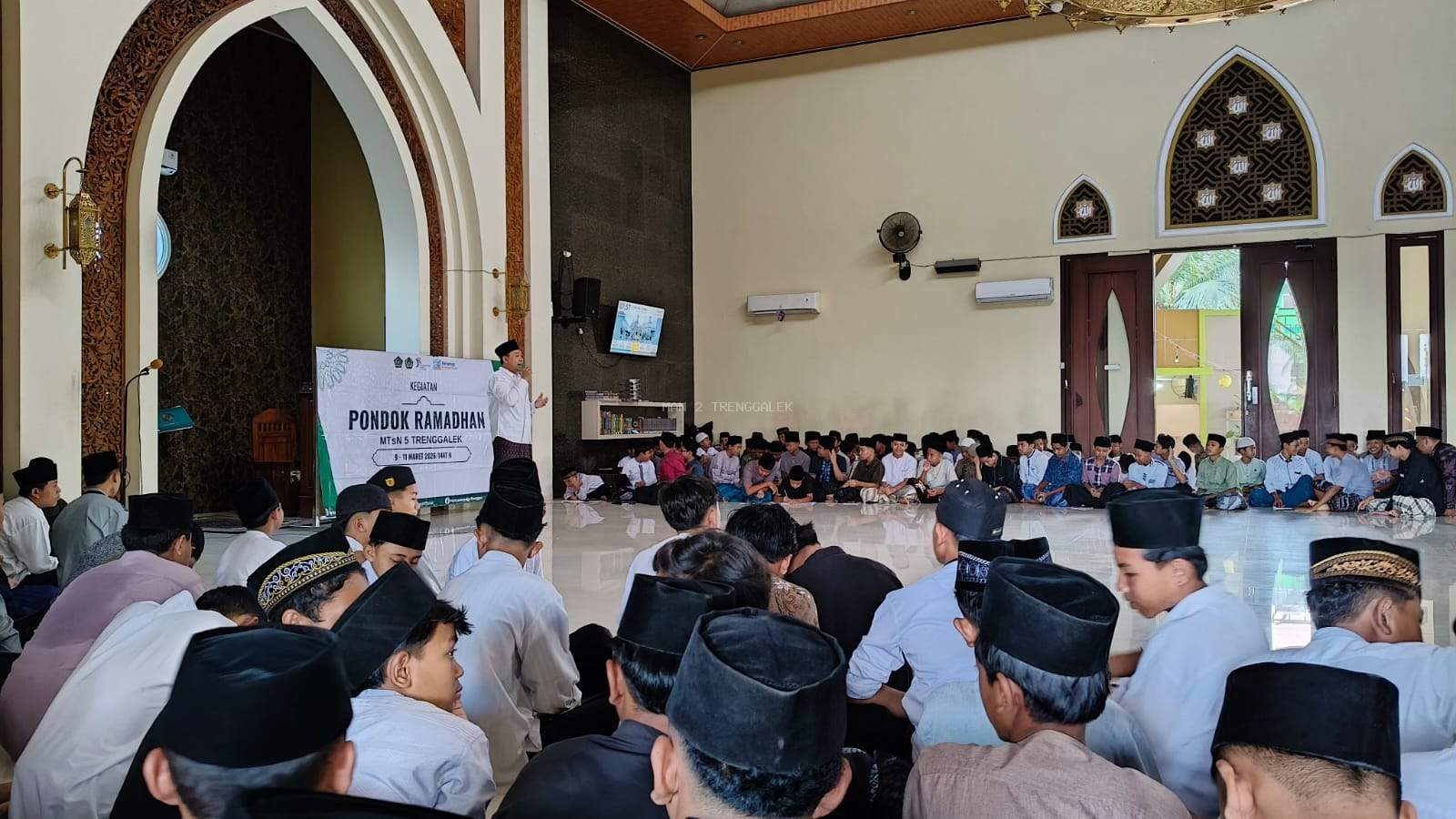 MAN 2 Trenggalek Gelar Safari Ramadhan di MTsN 5 Trenggalek