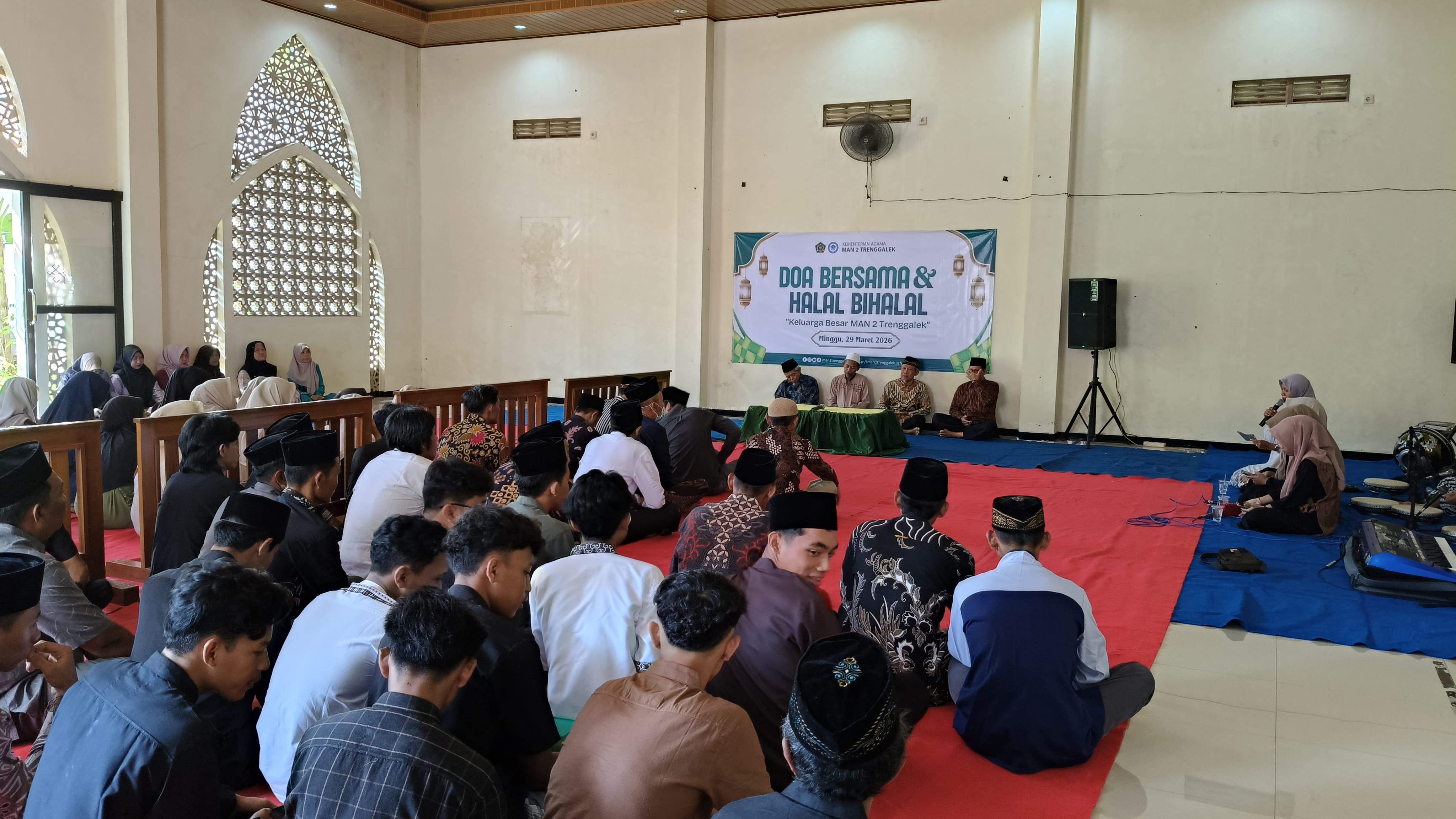 Doa Bersama dan Halal Bihalal Keluarga Besar MAN 2 Trenggalek
